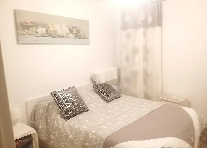 Le Rum i privatbostad Meyzieu